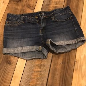 Gap cuffed shorts